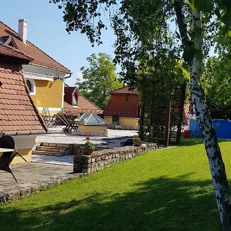 Gombás Kúria Mansion Boutique